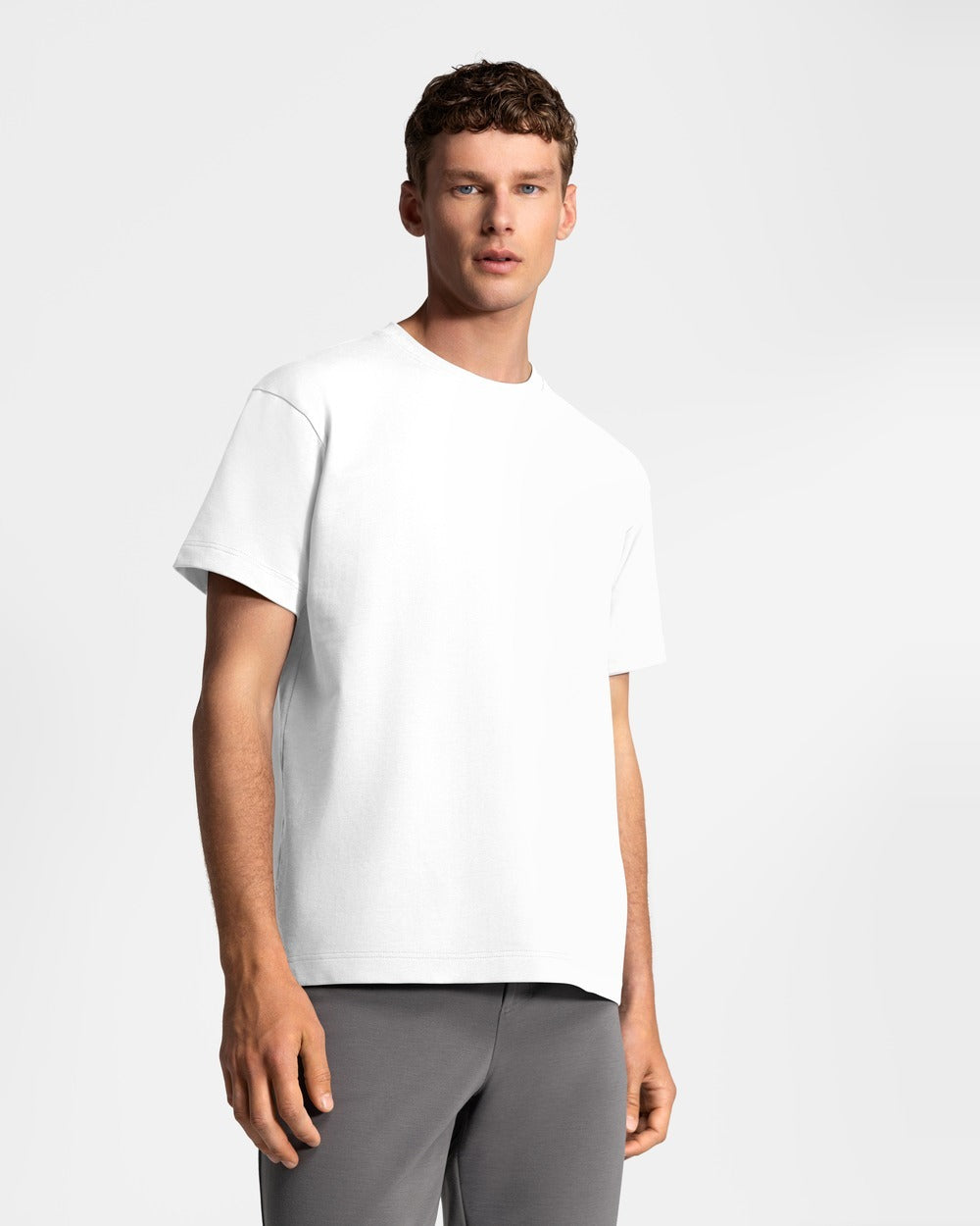 TS 01 Essence Regular Heavyweight White 2.0 – t-shirt in white stretch cotton, photo 2