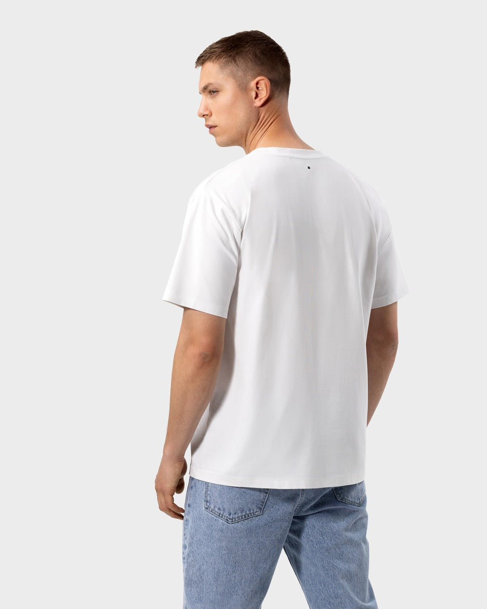 TS 01 Essence Regular Lightweight White 2.0 – t-shirt in white cotton jersey, photo 4