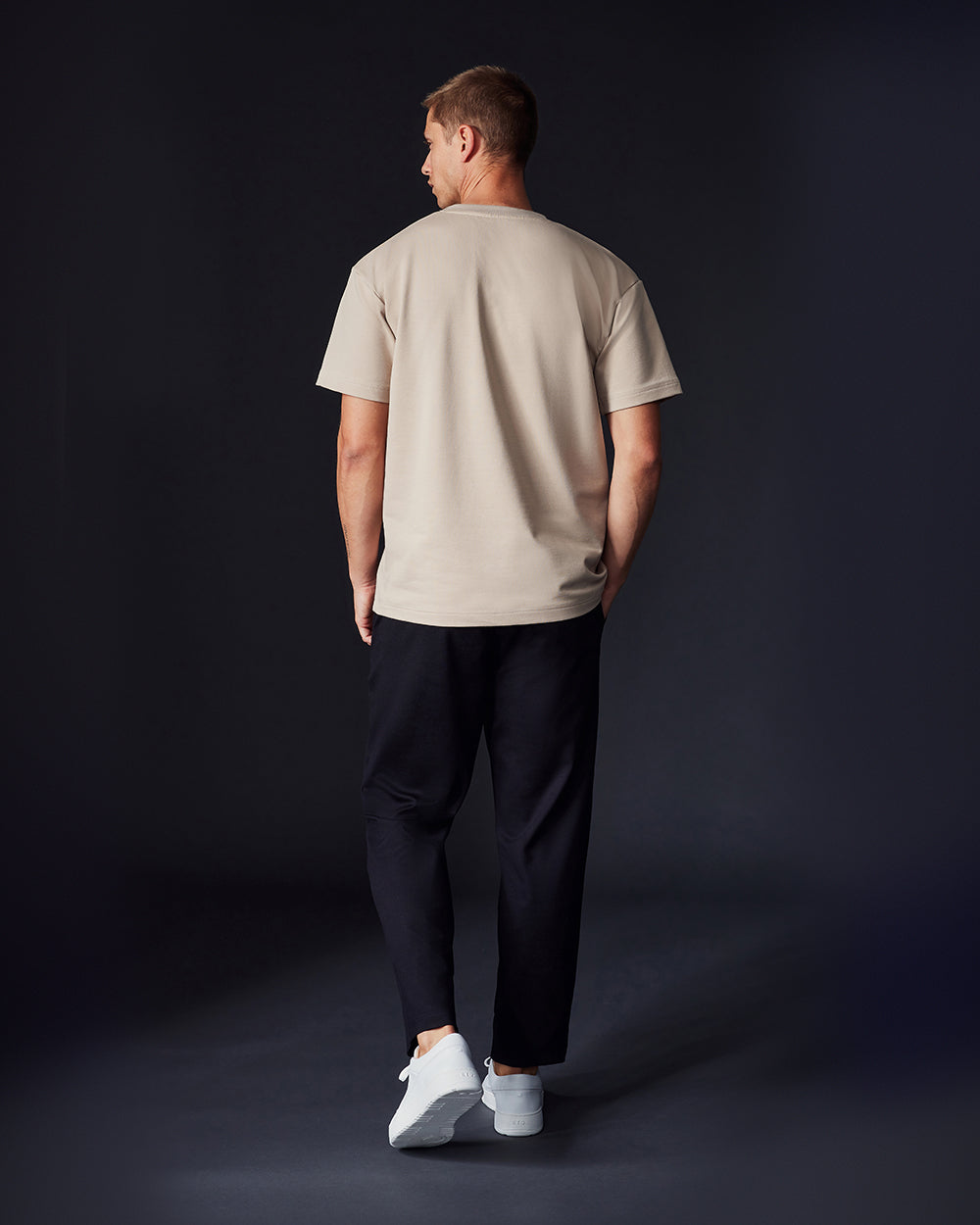 TS 01 Essence Regular Dark Sand