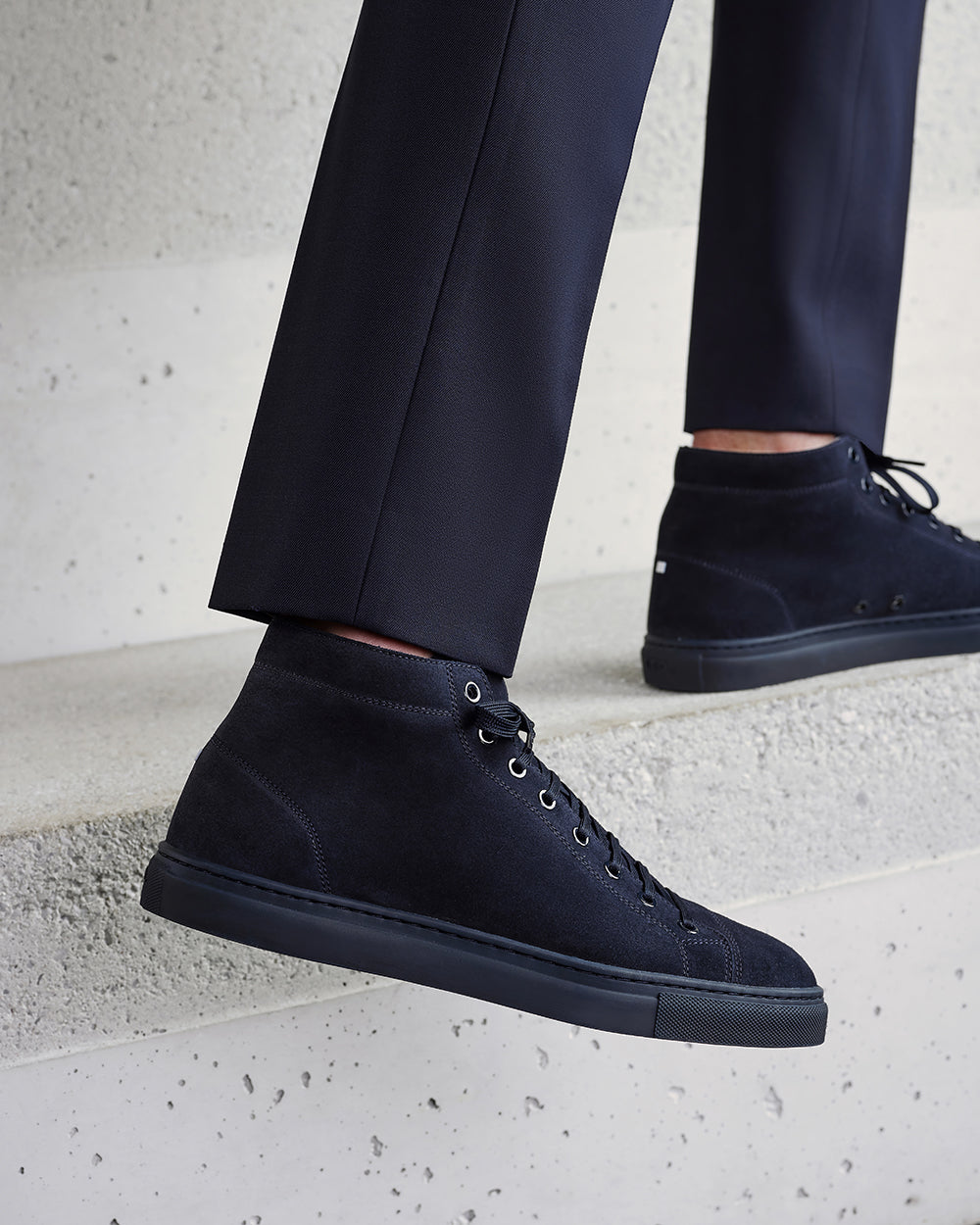 HT 01 Premium Suede Blueberry