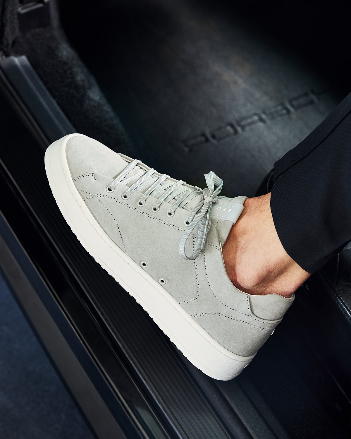 LT 04 Shades Nubuck Glacier Grey