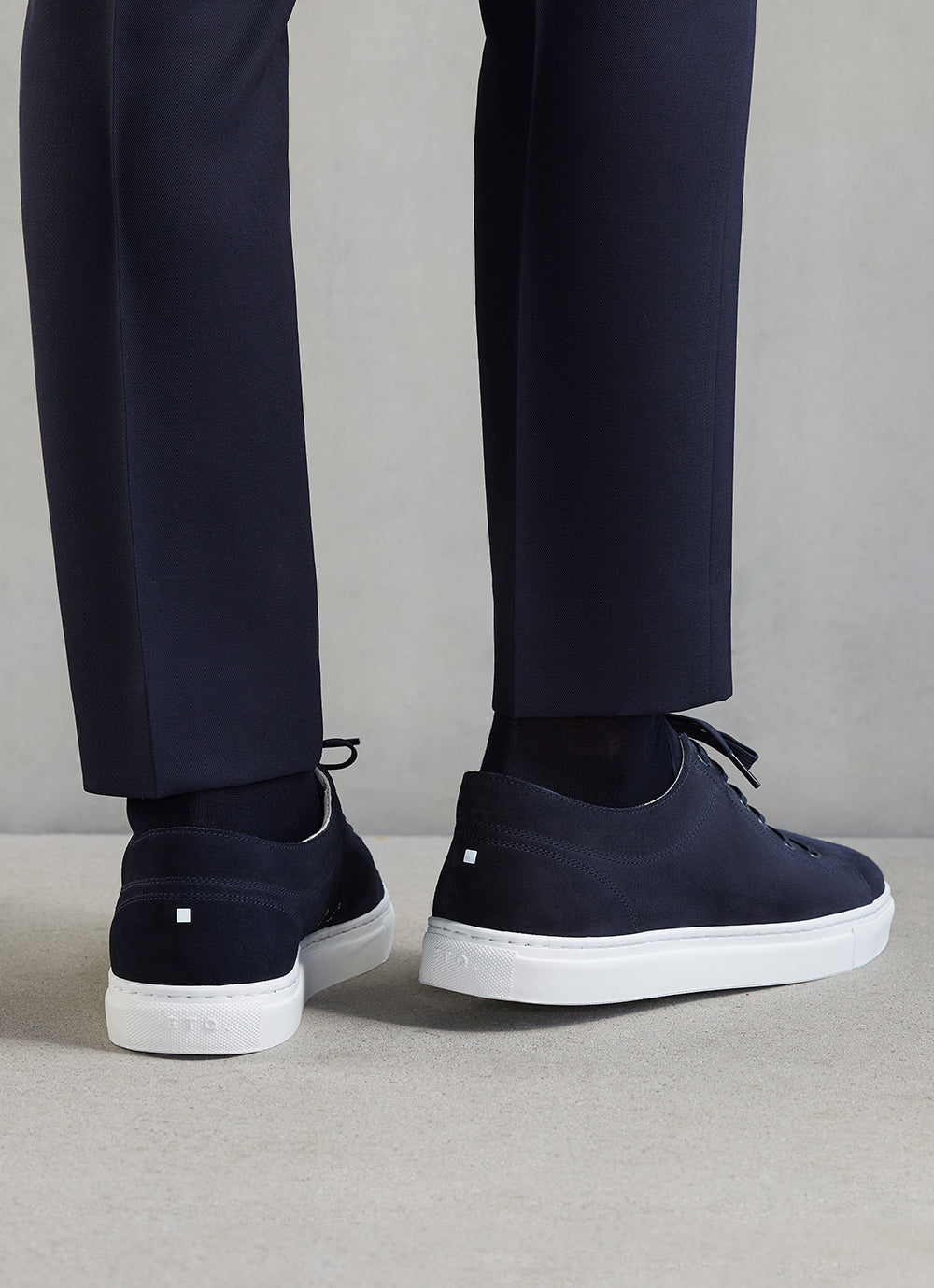 LT 01 Premium Suede Blueberry