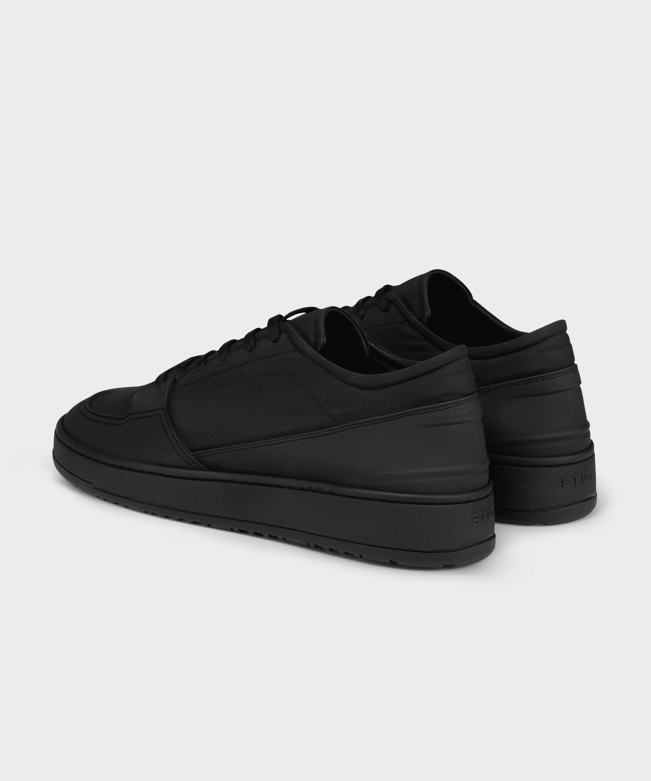 LT 03 Tech VEGEA® All Black