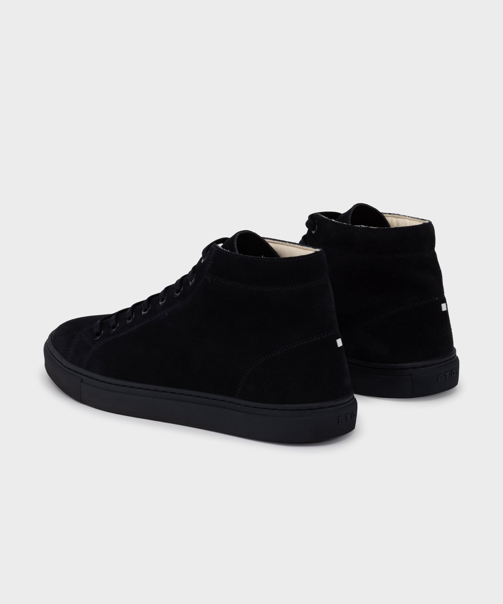 HT 01 Premium Suede All Black