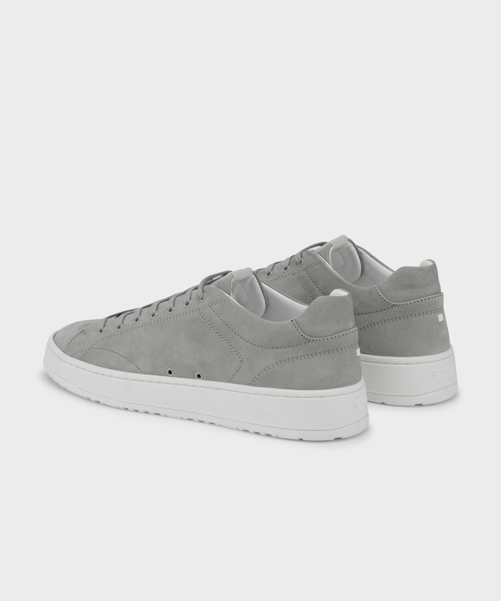 LT 04 Shades Nubuck Glacier Grey