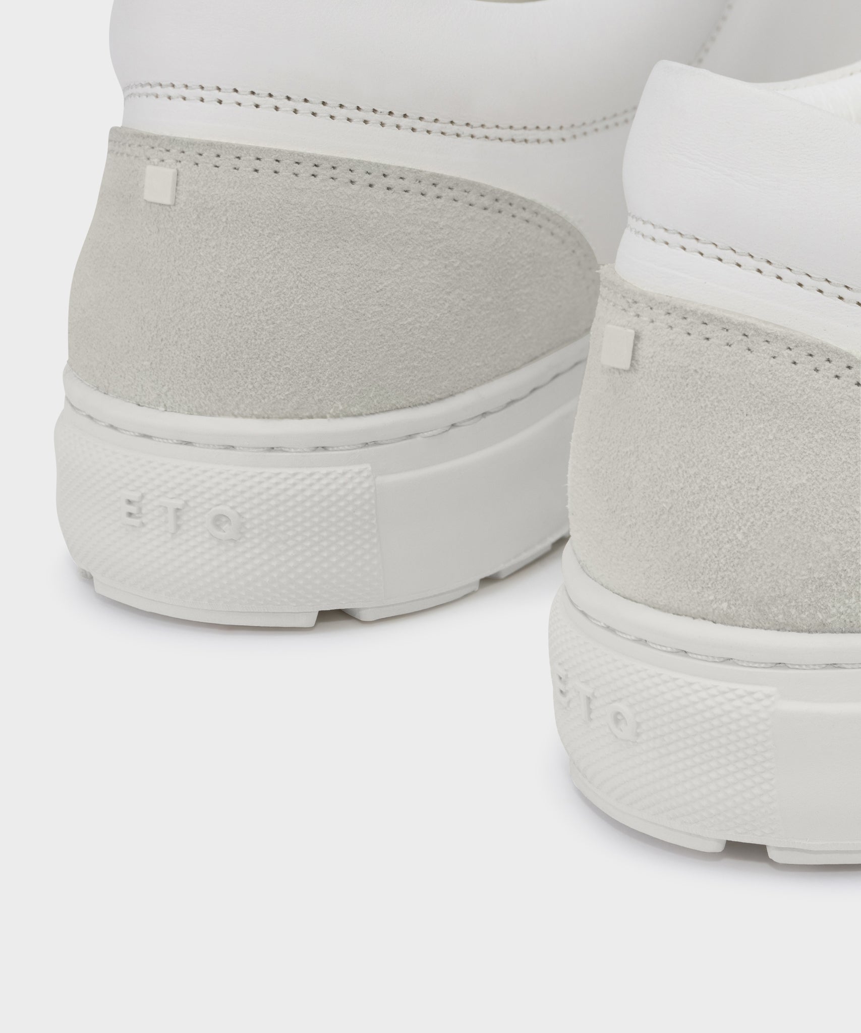 LT 02 Rugged White