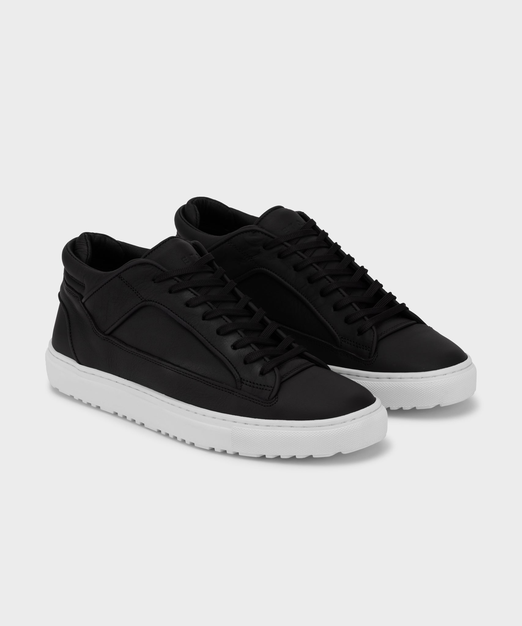 MT 02 Rugged Jet Black