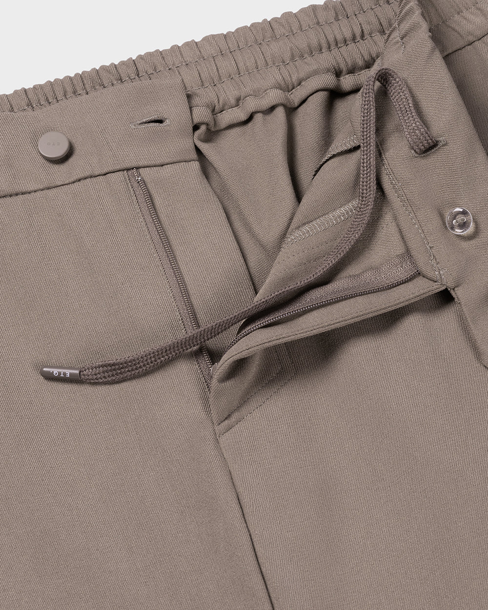 TP 01 Essence 3.0 Desert Taupe