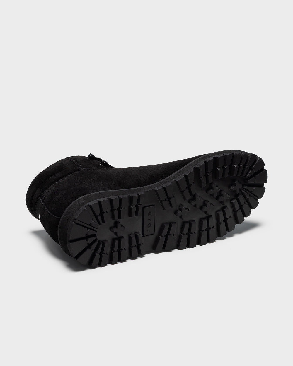 HB 01 Suede All Black