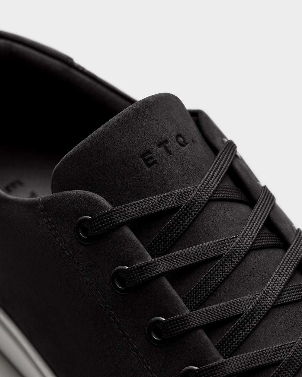 LT 01 Court Lite Nubuck Jet Black