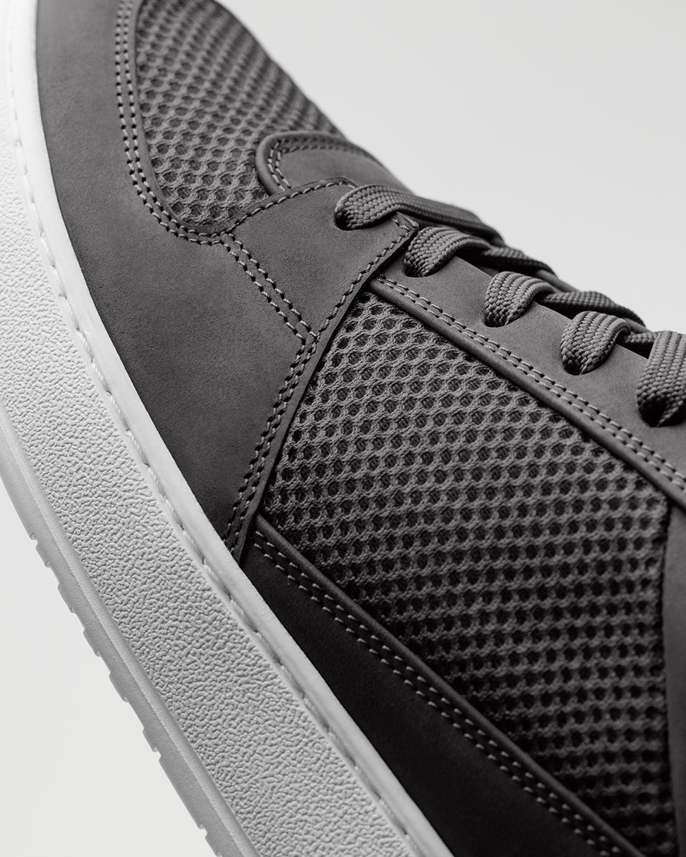 LT 03 Nubuck / Mesh Anthracite