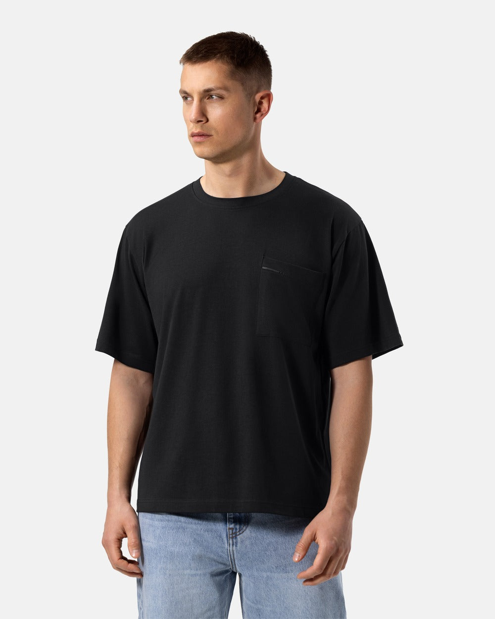 TS 01 Pocket Oversized Lightweight Black – t-shirt in black cotton jersey