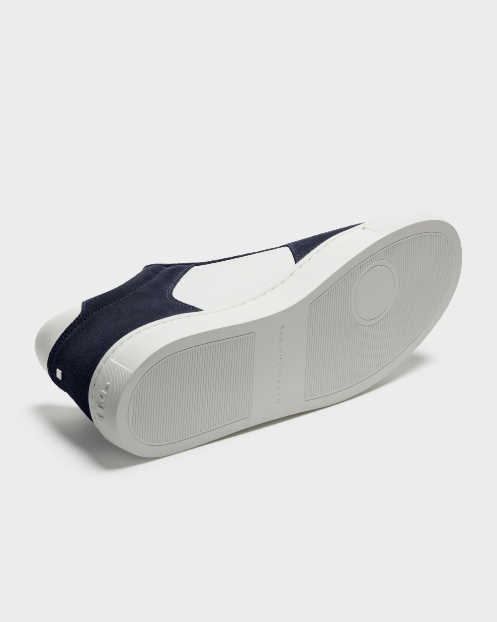 LT 07 White / Blueberry