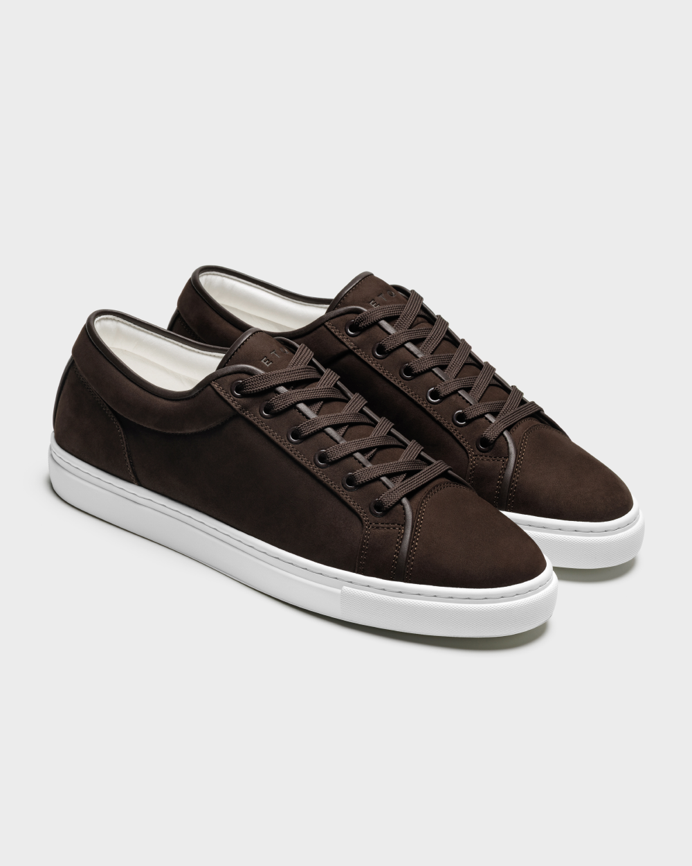 LT 01 Essence Nubuck Chocolate