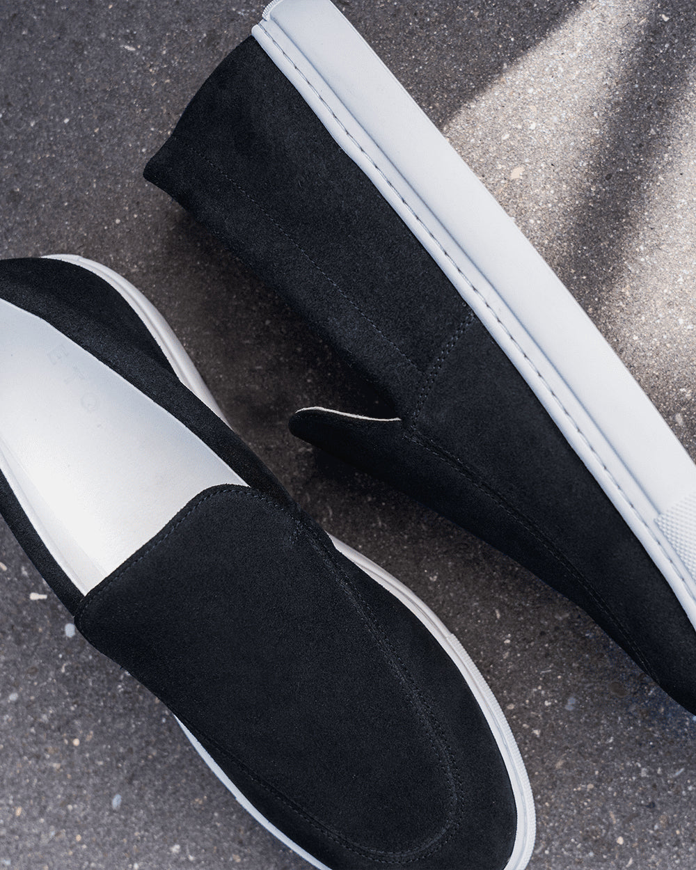 LS 02 Suede Blueberry