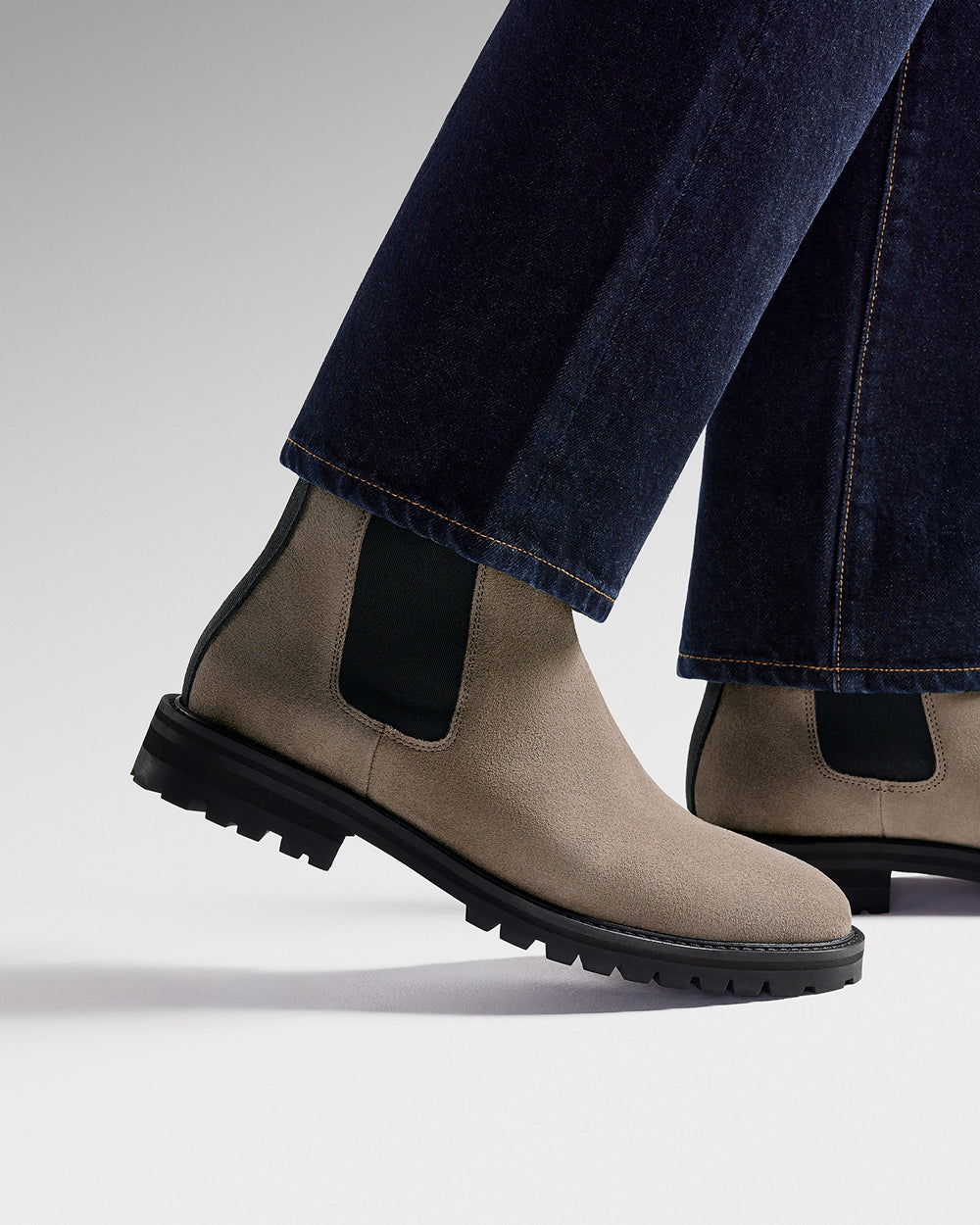 CB 01 Rugged Suede Desert Taupe