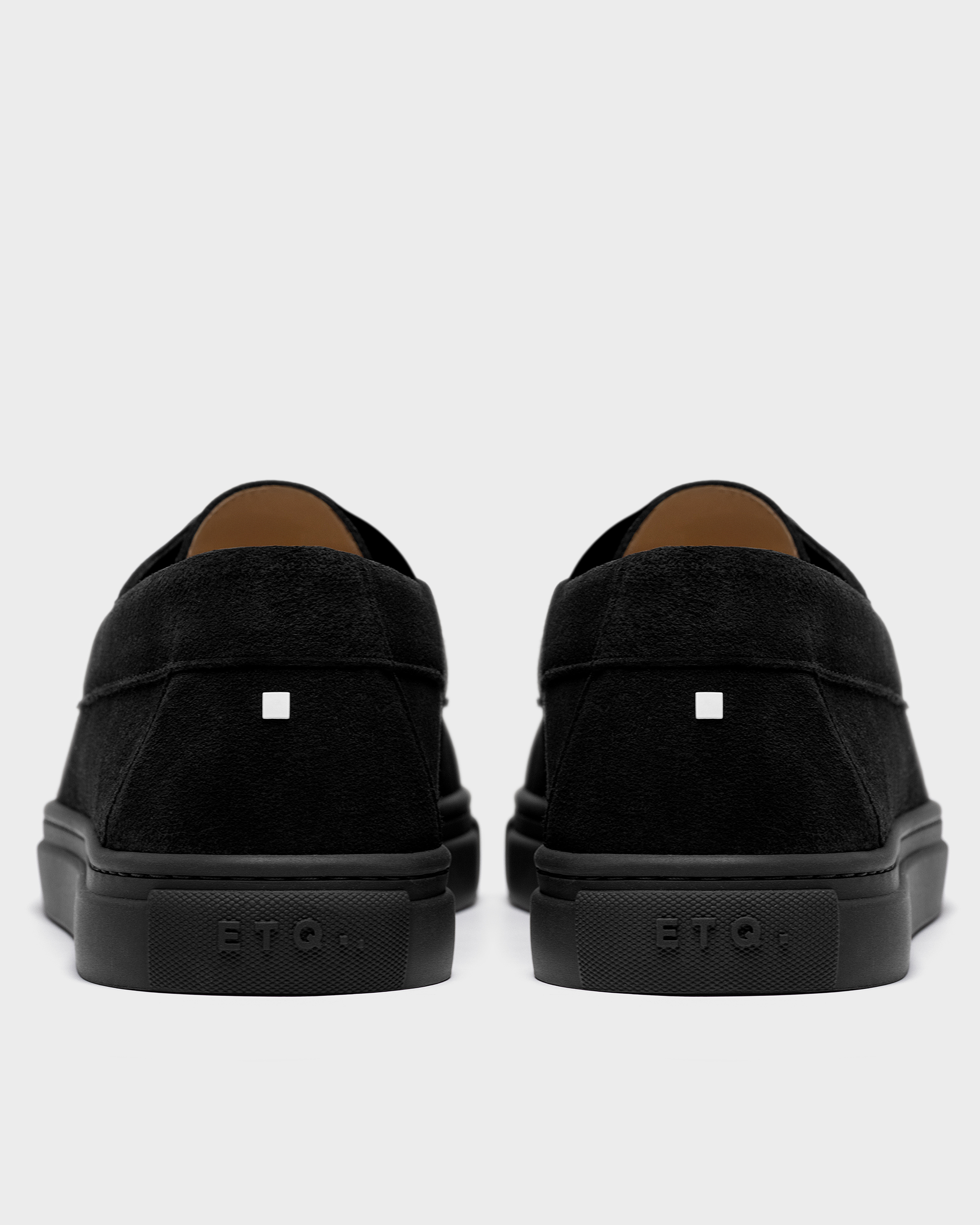 DS 03 Suede All Black