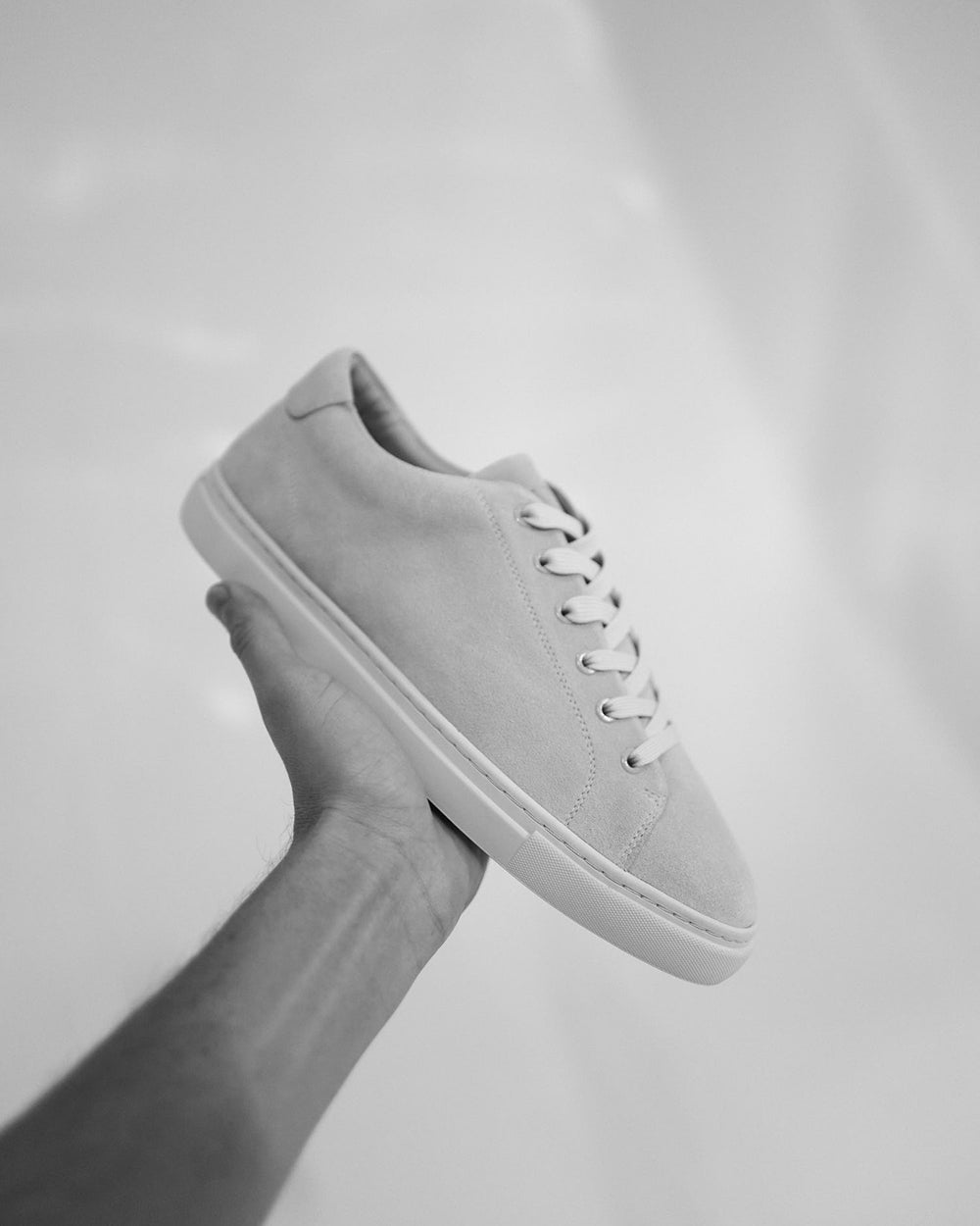 LT 01 Court Lite Suede Off White