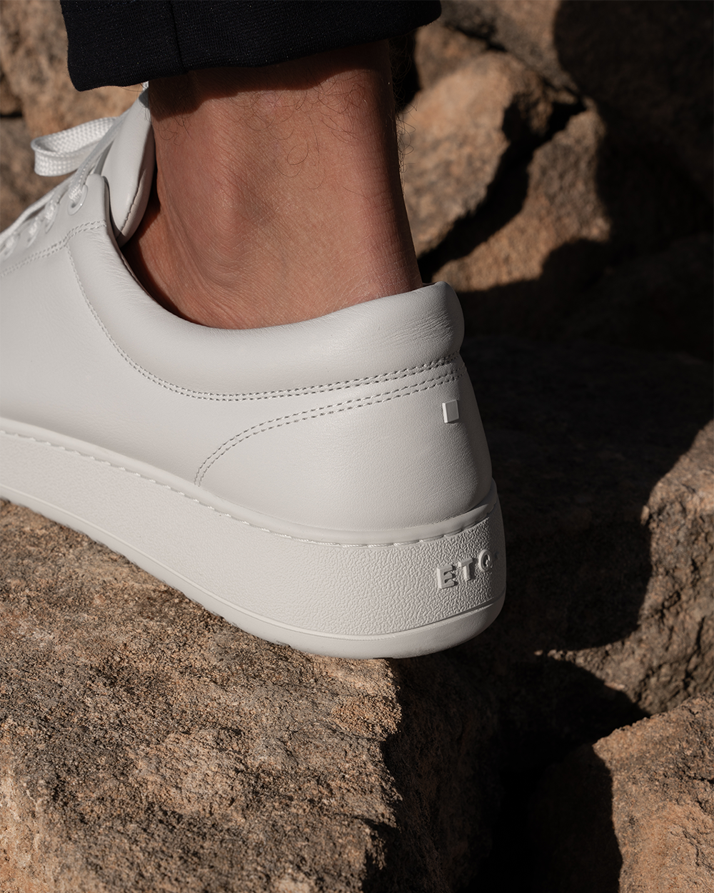 LT 01 Premium Nappa White