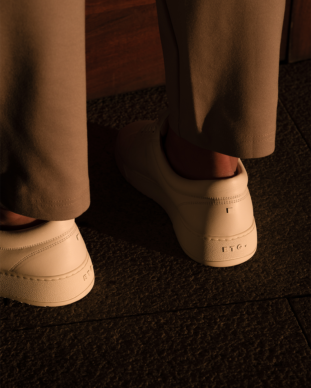 LT 01 Premium Nappa White