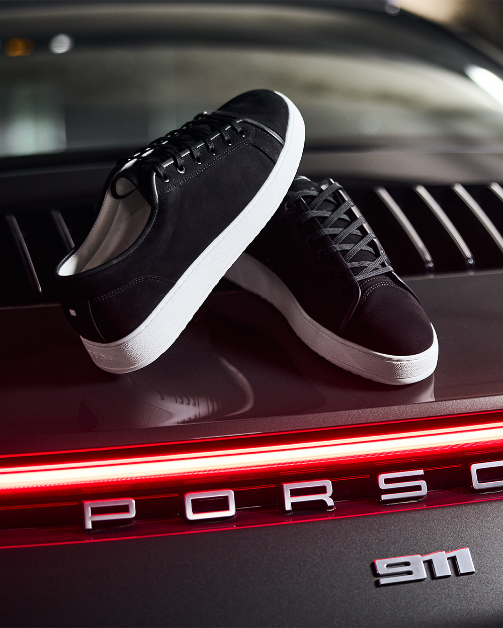 LT 01 Shades Nubuck Jet Black