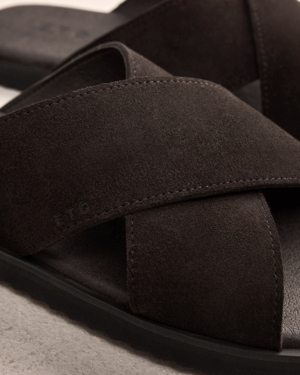 SL 03 Suede Chocolate