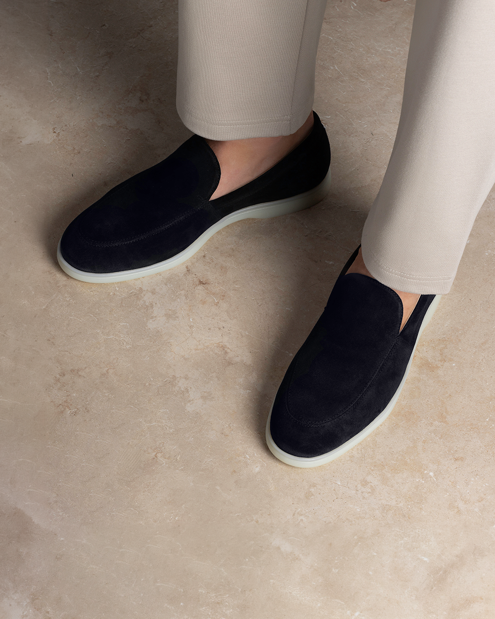 LS 03 Suede Jet Black