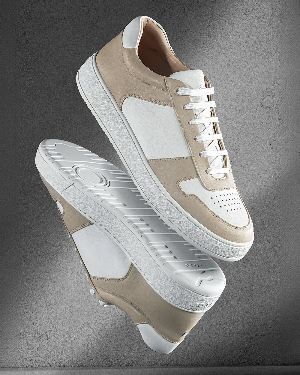 LT 07 Premium Nappa White / Sand