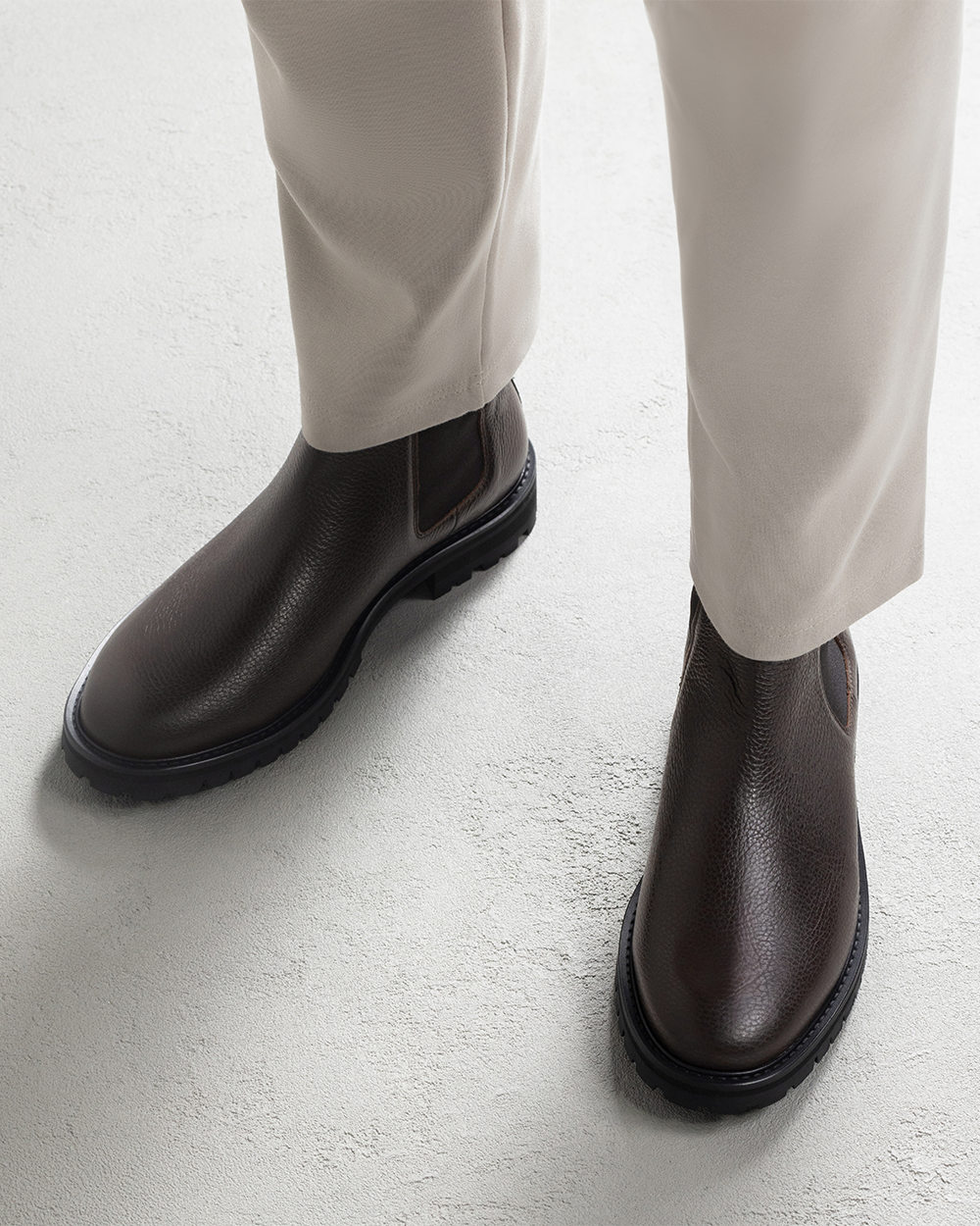 CB 01 Rugged Chocolate