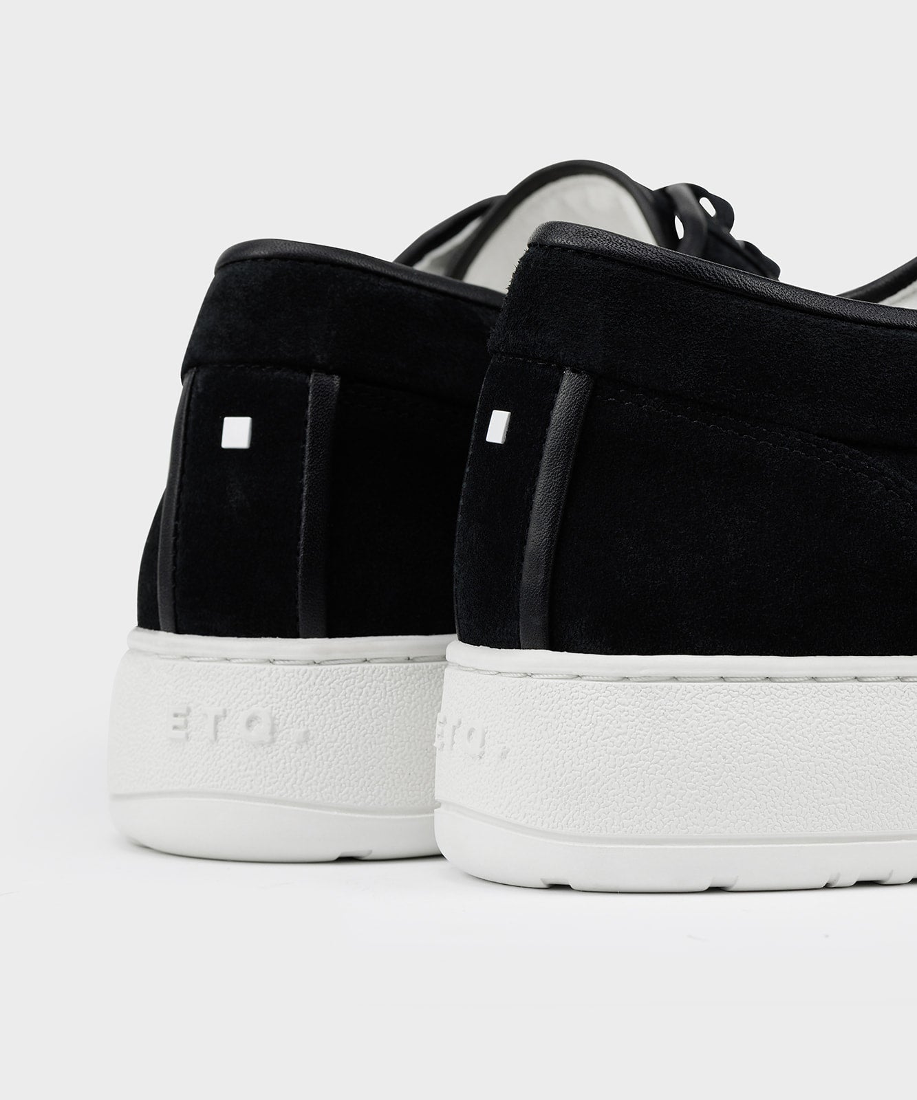 LT 01 Shades Suede Jet Black