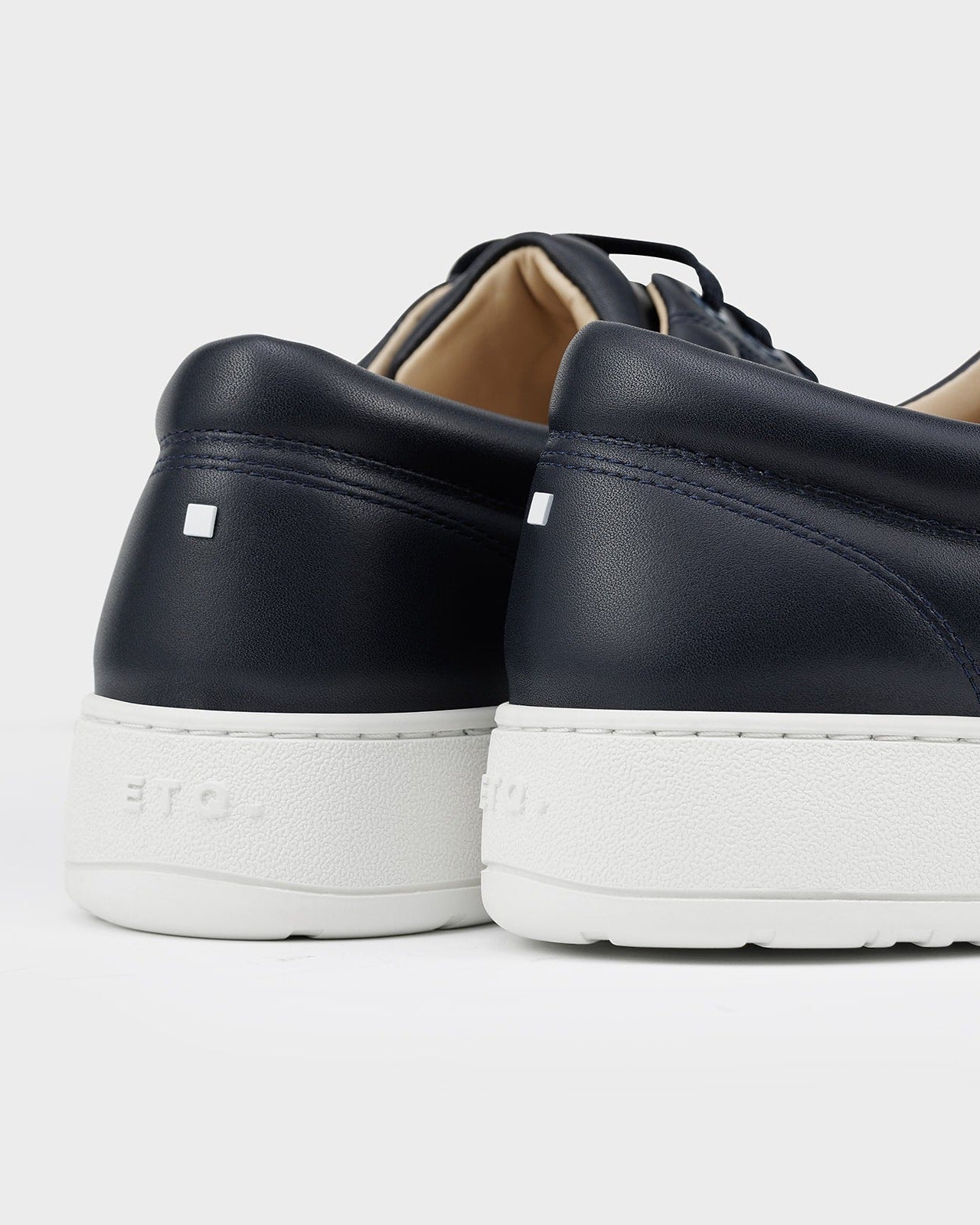 LT 04 Premium Nappa Blueberry – sneakers in blue nappa leather, photo 4