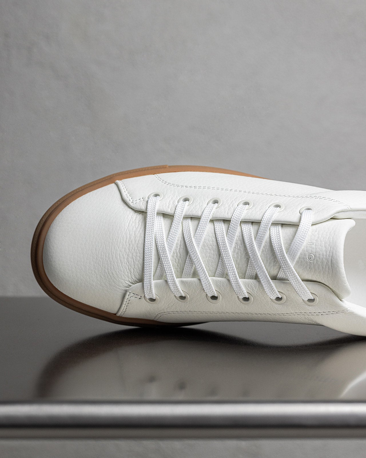 LT 01 Court Lite Gum Premium Nappa White