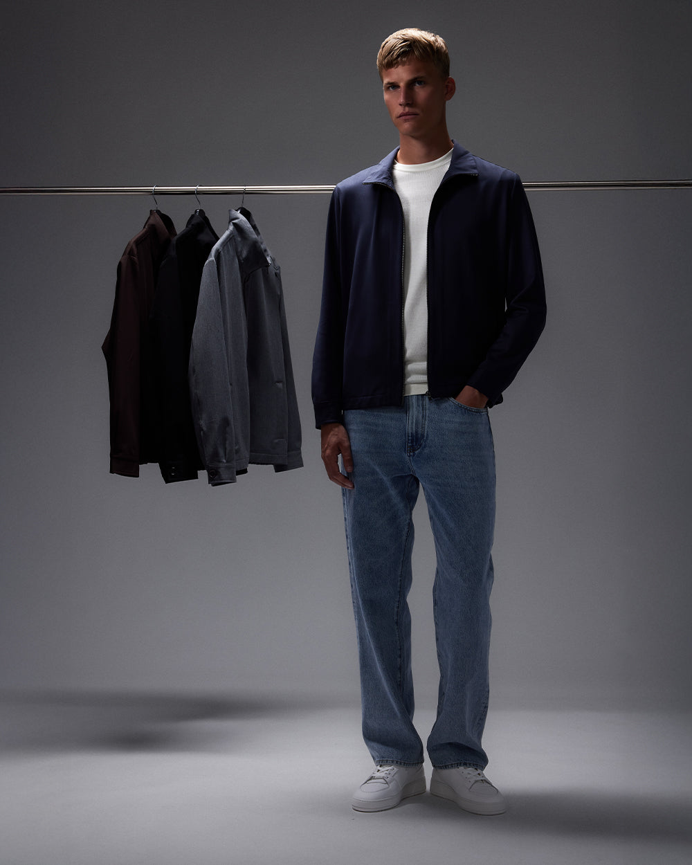 OS 02 Essence Zipped Blueberry