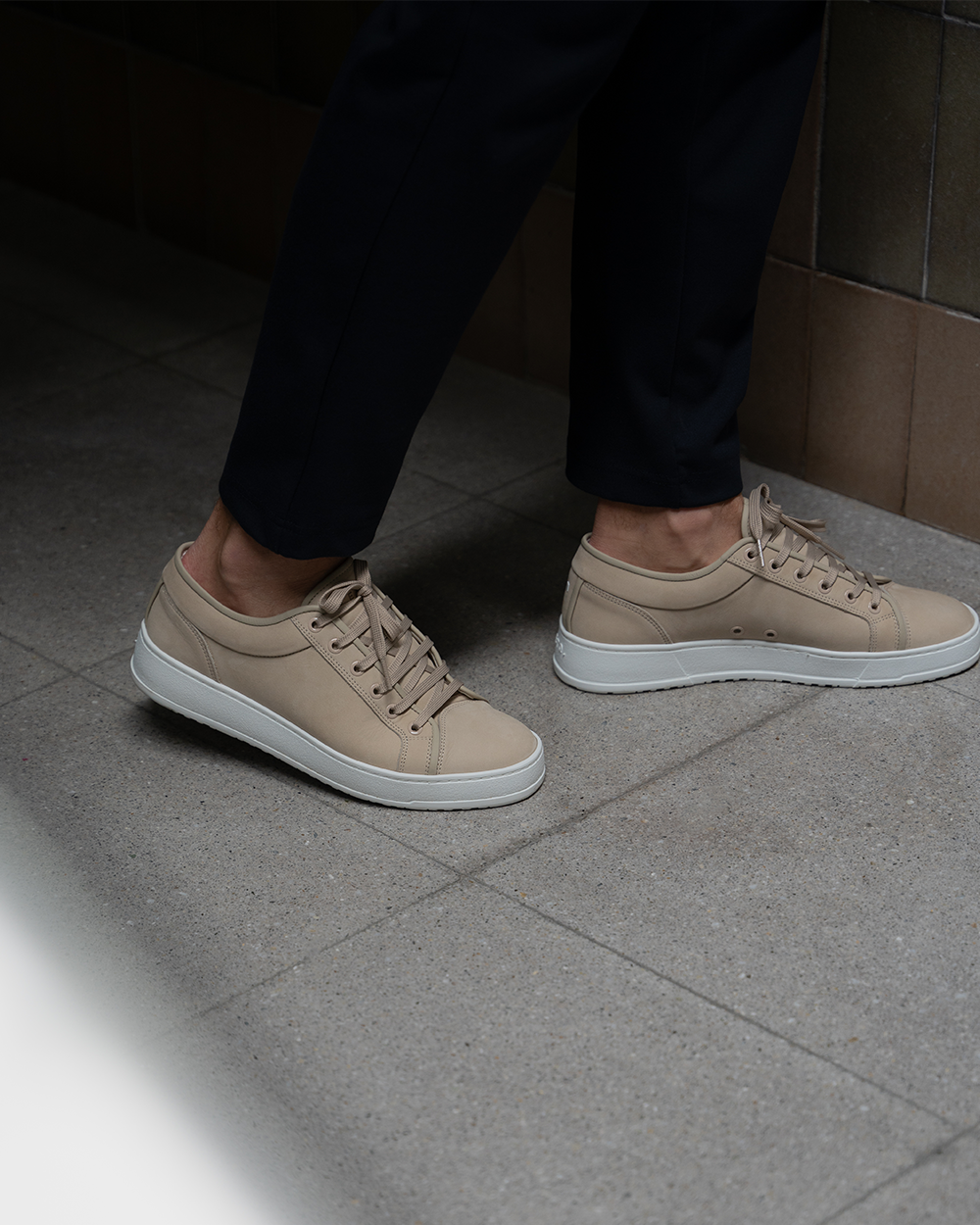 LT 01 Shades Nubuck Sand