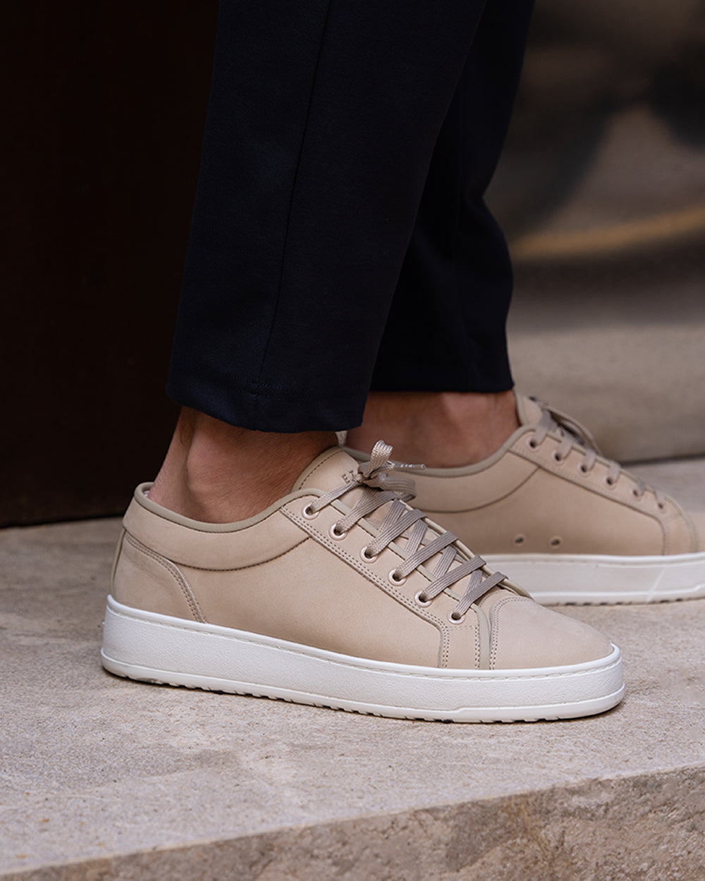 LT 01 Shades Nubuck Sand