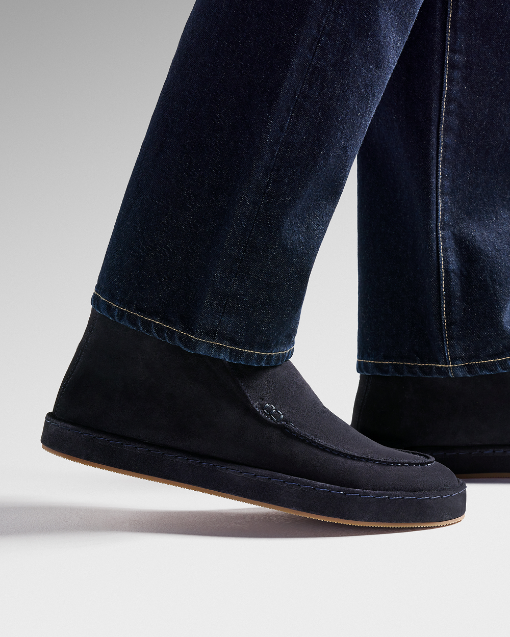 ML 02 Full Suede Blueberry