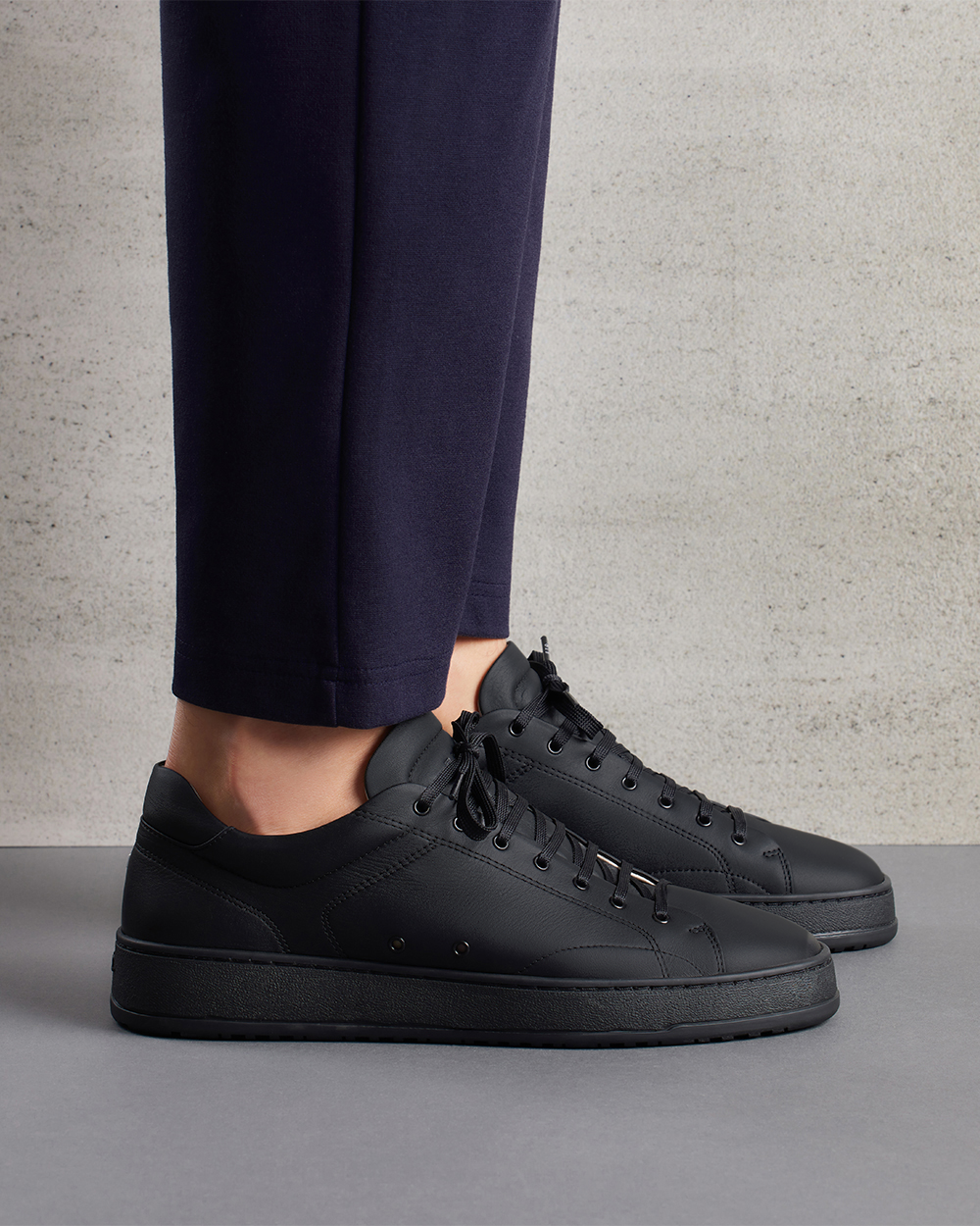 LT 04 Premium Nappa All Black