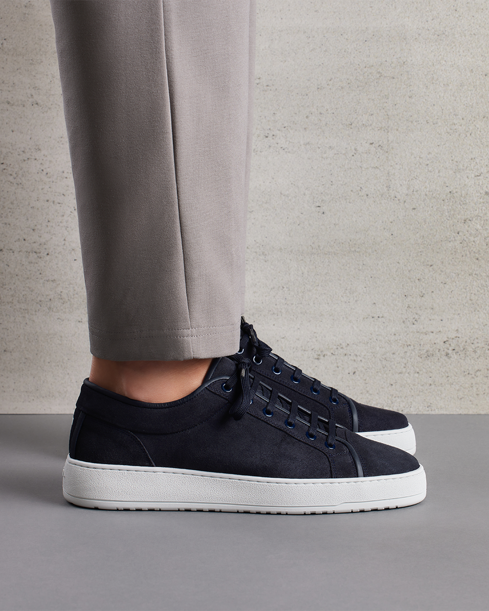 LT 01 Shades Suede Blueberry