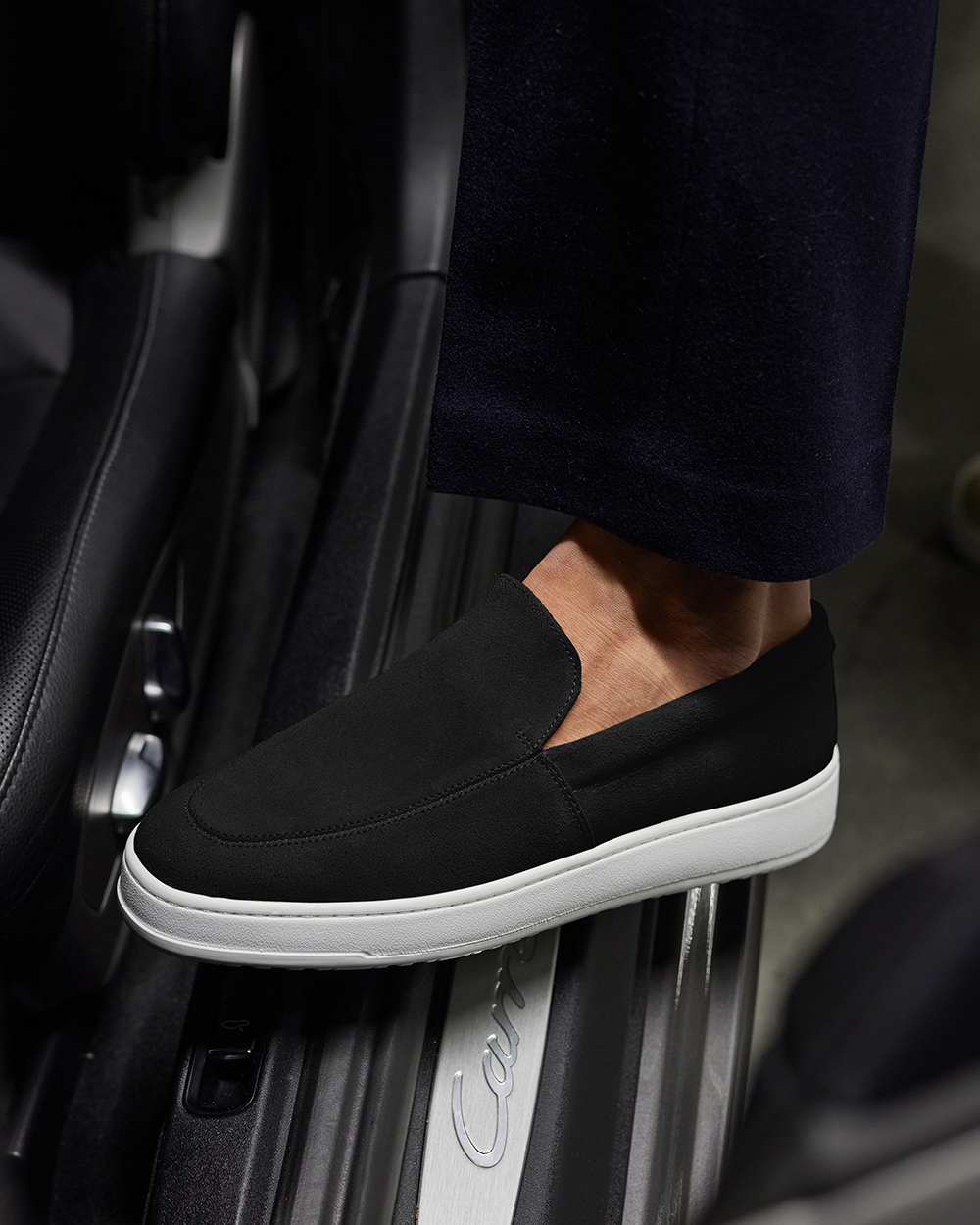 LS 01 Suede Jet Black