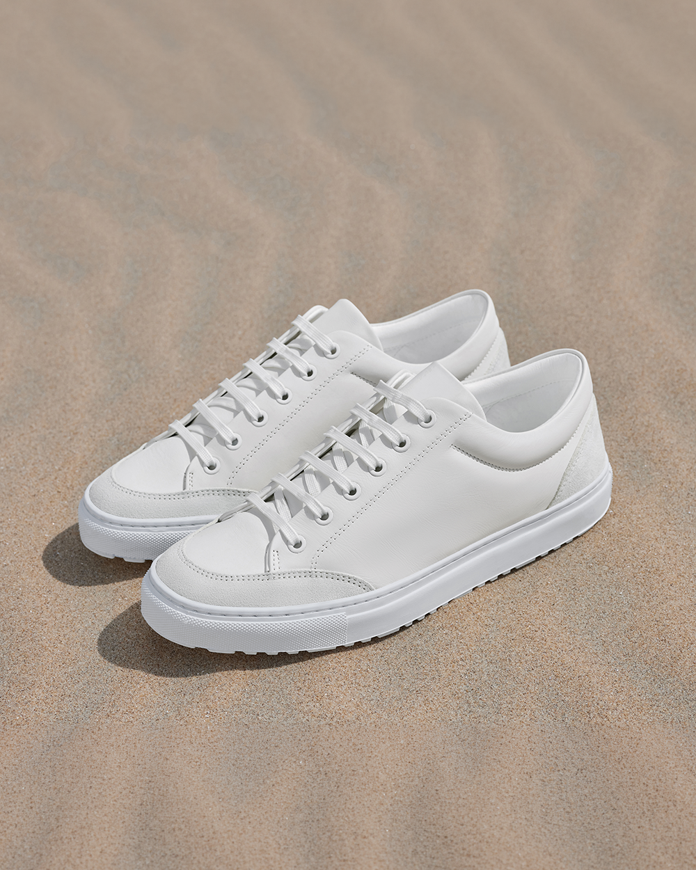 LT 02 Rugged White