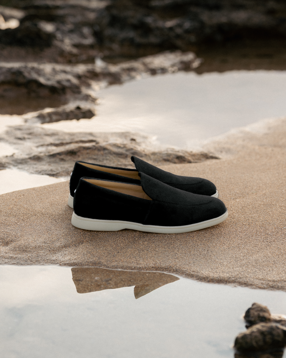 LS 03 Suede Jet Black