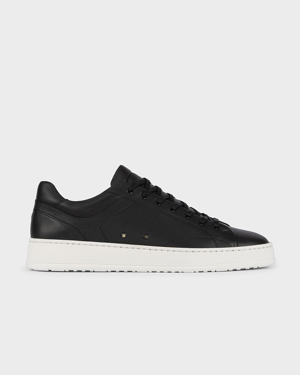 LT 04 Premium Nappa Jet Black – sneakers in black nappa leather