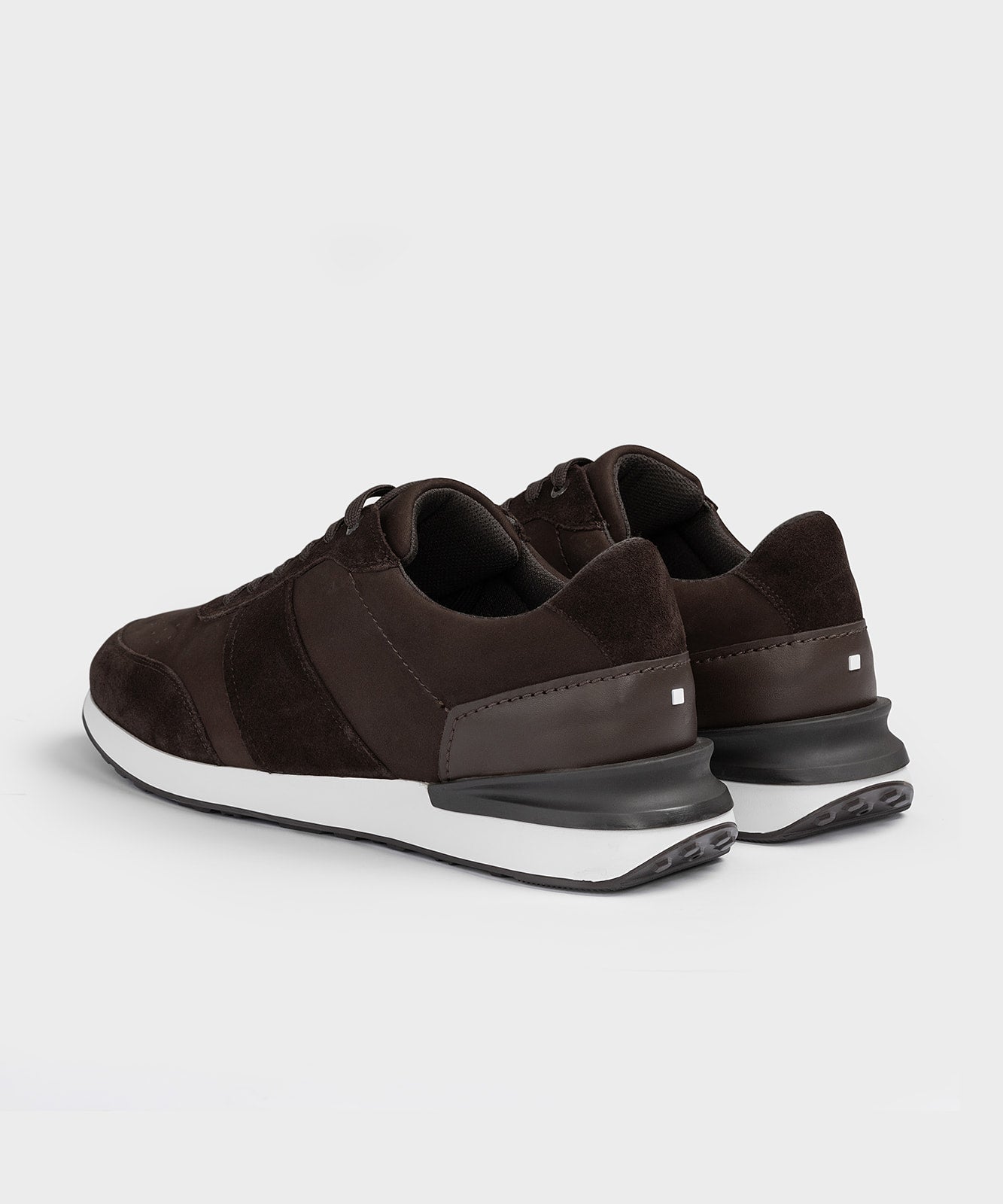 RS 02 Nubuck Chocolate