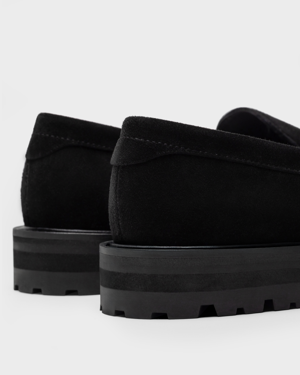 MC 01 Suede All Black