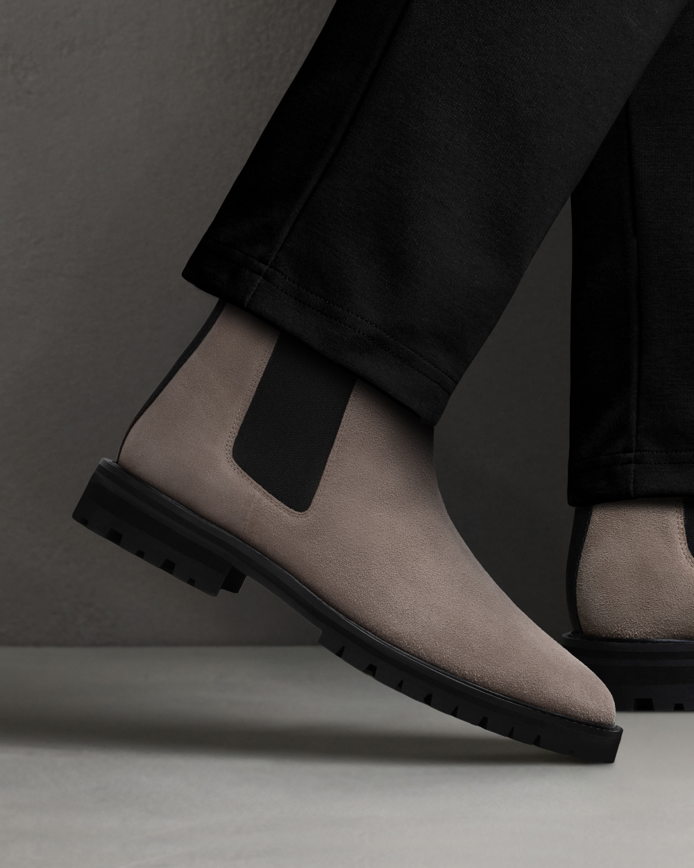 CB 01 Rugged Suede Desert Taupe