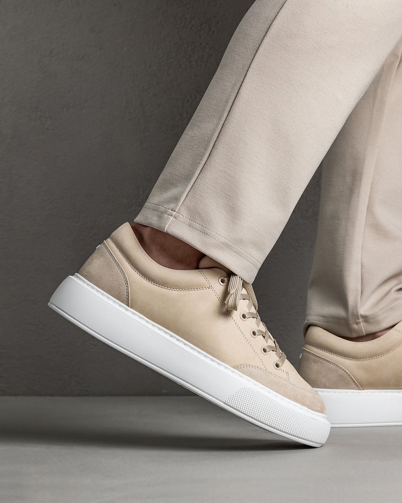 LT 02 Platform Nubuck Sand