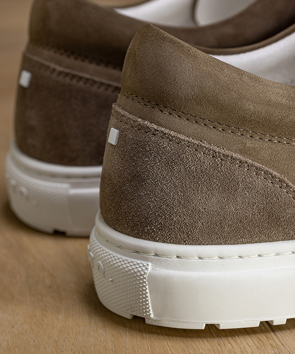 LT 02 Rugged Nubuck Desert Taupe