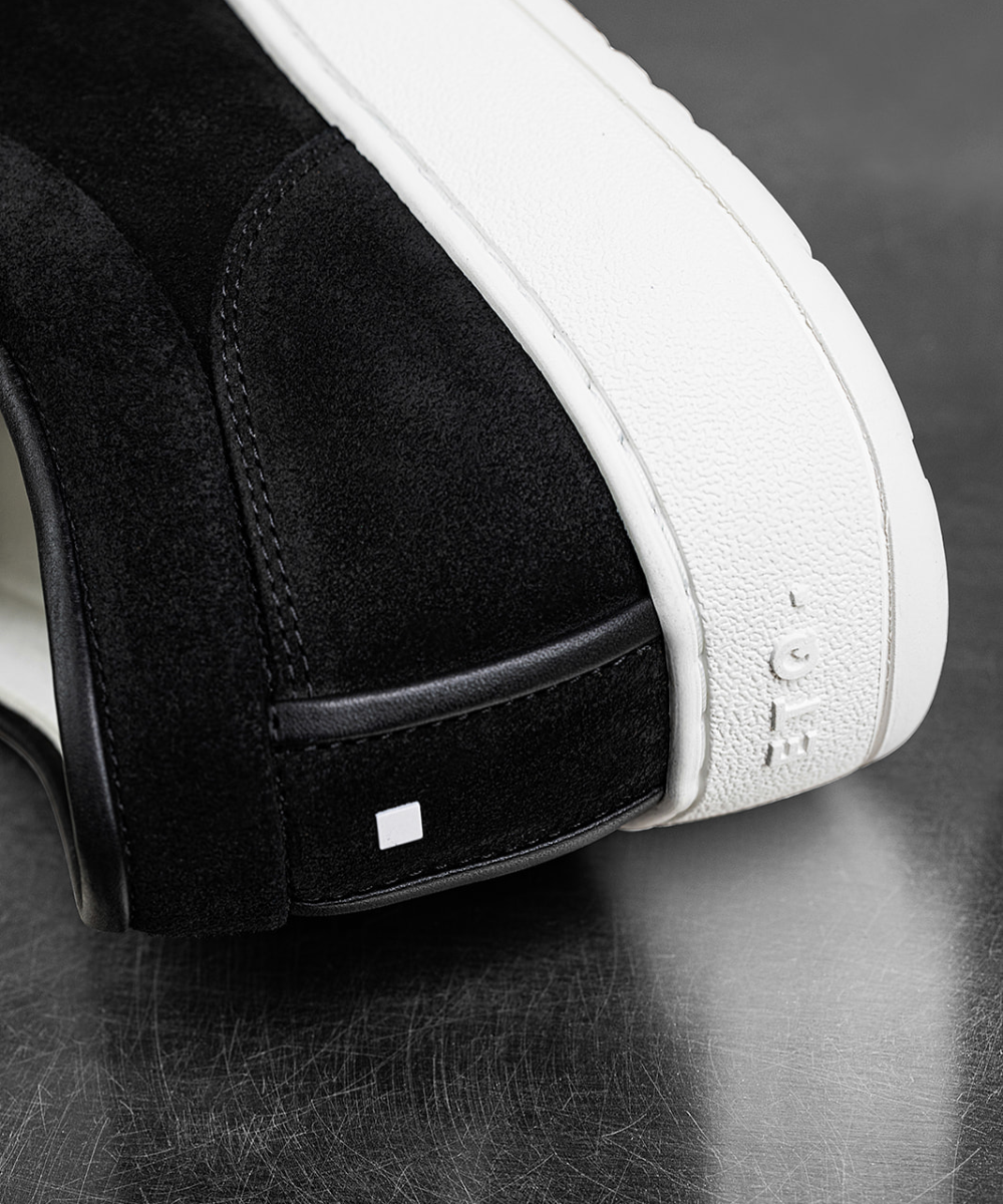 LT 01 Shades Suede Jet Black