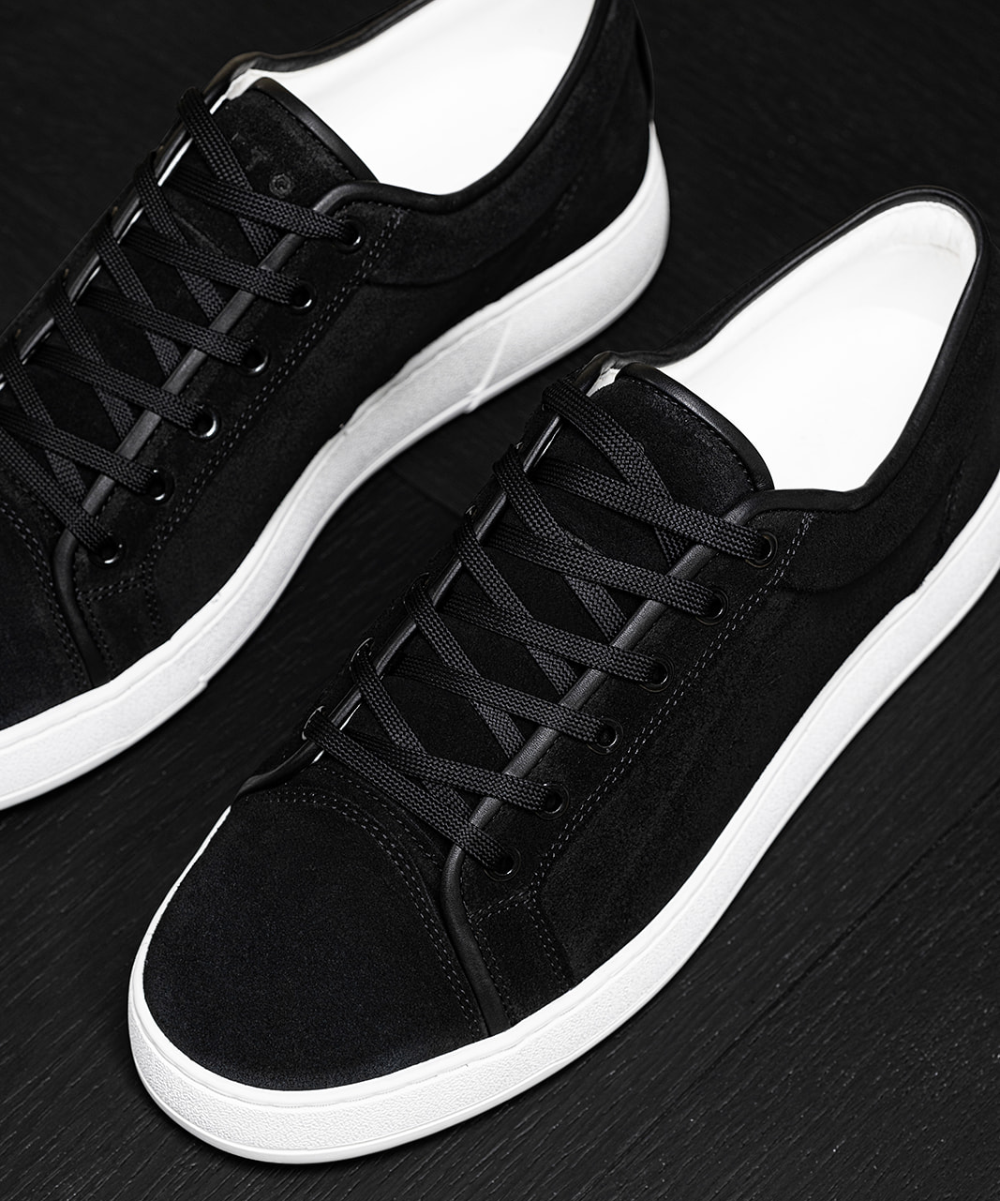 LT 01 Shades Suede Jet Black