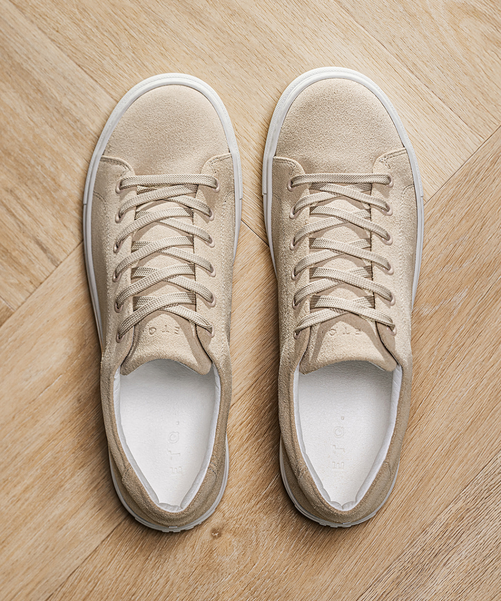 LT 01 Court Lite Suede Sand